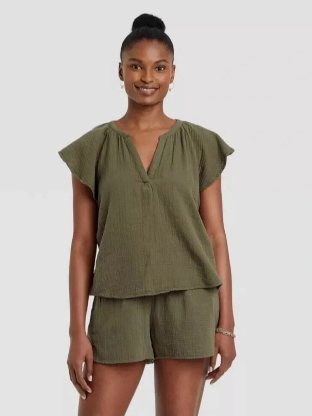 Universal Thread Flutter Sleeve Olive Green Top (XXL)